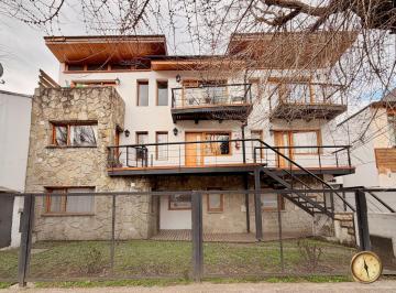 Departamento · 55m² · 2 Ambientes · 1 Cochera · Departamento 1 Dormitorio con Jardin y Cochera - 55 m² - P. Moreno Al 900 - Centro