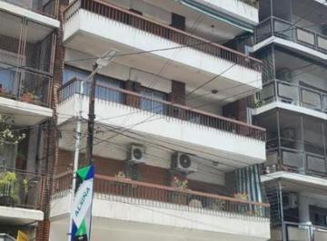 Departamento · 129m² · 4 Ambientes · 1 Cochera · Departamento - Avellaneda