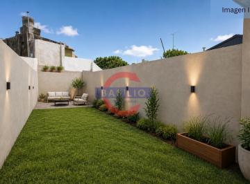 Casa · 88m² · 4 Ambientes · 1 Cochera · Venta Dúplex a Estrenar 4 Ambientes con Jardín y Suite - Casa a - Carapachay