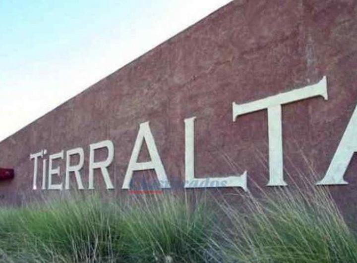 Terreno · 1079m²