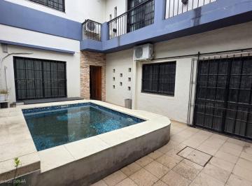 PH · 161m² · 3 Ambientes · PH en Lanús Este