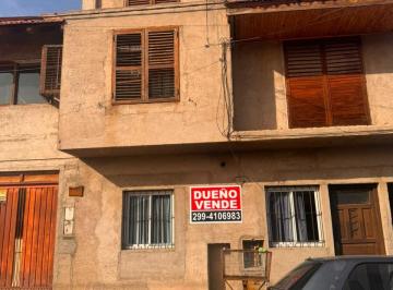Casa de 8 ambientes, Neuquén · Casa Multifamiliar en Venta – Avellaneda 56, Villa Farrel, Neuquén