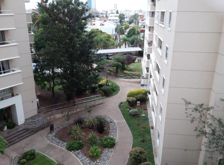 Departamento · 70m² · 4 Ambientes · 2 Cocheras