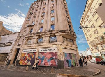 Local comercial · 165m² · 1 Ambiente · Sarmiento 999 - Importante Local en Esquina San Luis y Sarmiento en Alquiler - Centro, Rosario