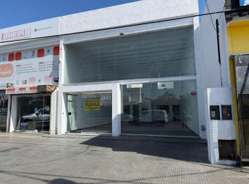 Local comercial de 3 ambientes, Córdoba · Alquilo Local Av Emilio Caraffa - Villa Cabrera