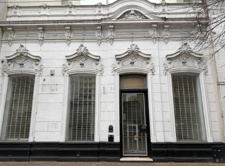Local comercial · 274m² · 3 Ambientes