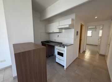 Departamento · 38m² · 2 Ambientes · Alquiler Departamento Dos Ambientes con Balcón en Villa Luro