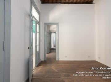 Departamento · 74m² · 4 Ambientes · Departamento Refaccionado en Venta en Monserrat