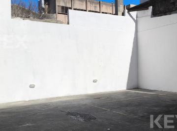 Garage · 13m² · Alquiler de Cochera Descubierta en Planta Baja, La Plata