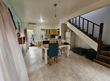 Casa · 55m² · 3 Ambientes · 1 Cochera · Venta Casa 3 Ambientes Tipo Duplex con Cochera