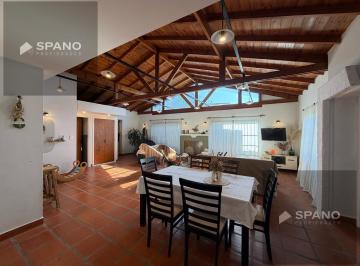 Casa · 176m² · 3 Ambientes · Casa en Venta - 3 Ambientes con Gran Patio - Fortunato de La Plaza - Mar del Plata