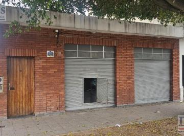 Local comercial · 50m² · Local en Banfield Oeste Muy Buena Ubicación!