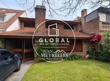 Casa · 240m² · 5 Ambientes · 2 Cocheras · Casa en Venta, 4 Ambientes. Punta Chica
