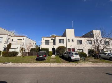 Departamento de 4 ambientes, Pilar · Alquiler Duplex en Barrio Cerrado La Angélica