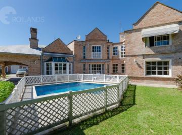 Casa · 244m² · 6 Ambientes · 2 Cocheras · Casa 6 Ambientes con Piscina | Country Las Lajas | 400 m Acceso Oeste
