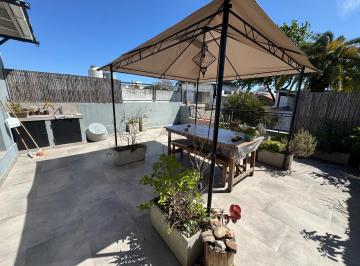 PH · 190m² · 4 Ambientes · 1 Cochera · Venta Casa PH de 4 Ambientes en Munro con Terraza