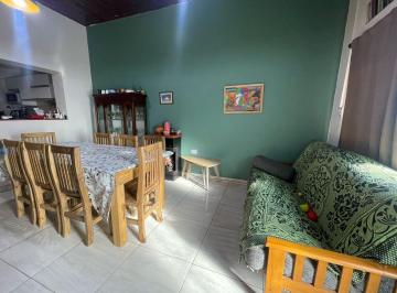 PH · 66m² · 3 Ambientes · Venta PH 3 Ambientes en Banfield con Terraza