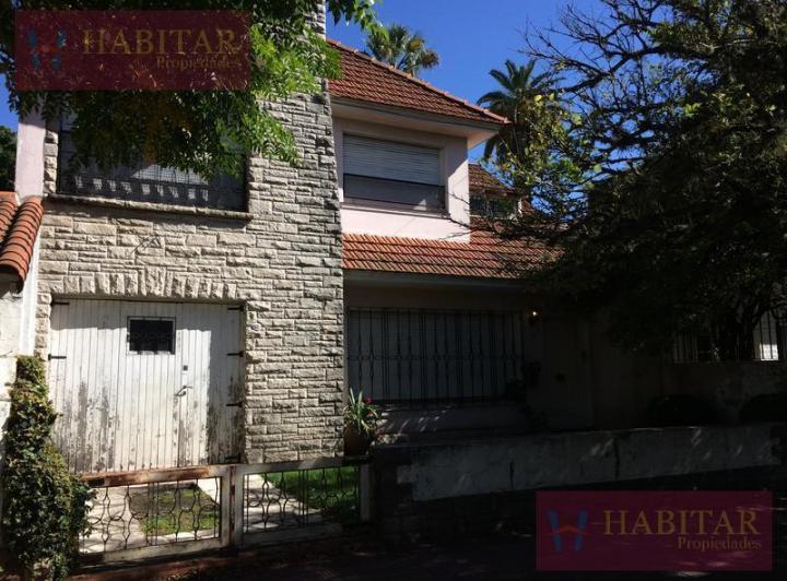 Casa · 217m² · 5 Ambientes · 1 Cochera