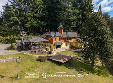 Casa · 313m² · 4 Dormitorios · Casa de 4 Dorm. en Llao Llao con Vista Al Lago y Al Golf