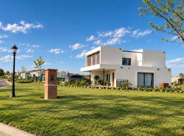 Terreno · 505m² · Excelente Lote en Venta en Santa Sofía, Pilar del Este, Pilar