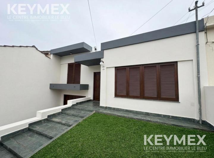 Casa · 141m² · 3 Ambientes · 2 Cocheras