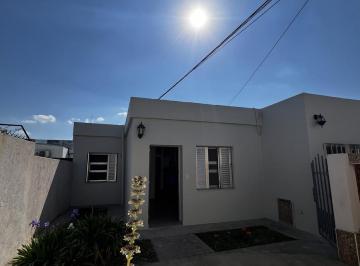 Casa · 7 Ambientes · 1 Cochera · Casa en Barrio Villa Dominga