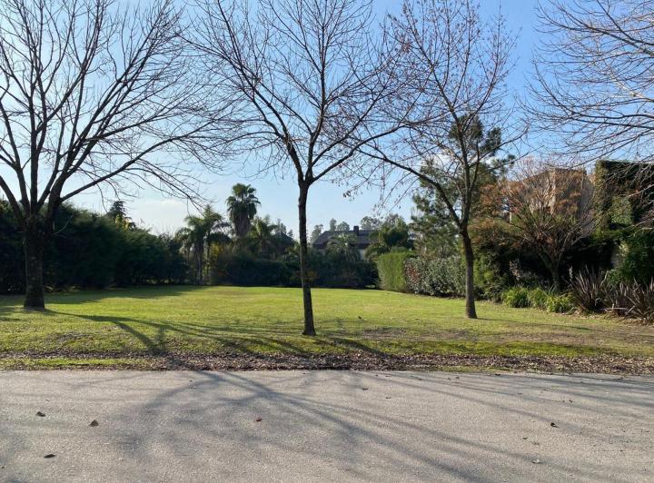 Terreno · 960m²