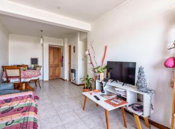 Departamento · 60m² · 3 Ambientes · 1 Cochera · Venta Departamento 2 Dorm. Barrio Centro Rosario con Balcón y Cochera Cerca de Av San Martín