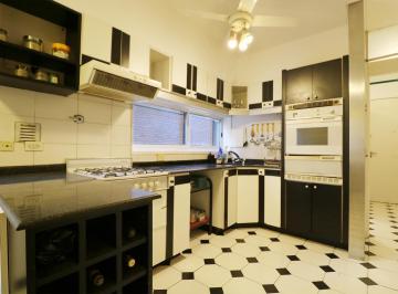 Departamento · 143m² · 4 Ambientes · 1 Cochera · Venta Departamento de 4 Ambientes - Palermo Nuevo - Cochera - Vista Abierta - Apto Credito