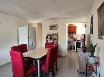 Casa · 60m² · 3 Ambientes · 3 Cocheras · Casa Venta Permuta Dos Dorm. 136 Viviendas