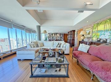 Departamento · 264m² · 6 Ambientes · 1 Cochera · Duplex en Piso Muy Alto con Excelente Luz y Vista 4 Dorm. Cochera Fija Recoleta
