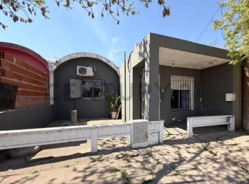 Casa · 68m² · 4 Ambientes · Casa de 3 Dorm. - Venado Tuerto