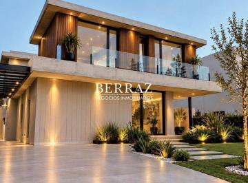 Casa · 310m² · 6 Ambientes · 4 Cocheras · Casa Venta 4 Dorm. Barrio Carpinchos Lote de 600 m² Nordelta, Tigre