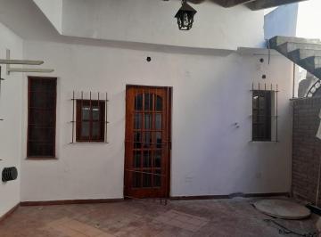PH · 40m² · 2 Ambientes · Alquiler Dos Ambientes en Planta Baja. Villa Tesei. Hurlingham