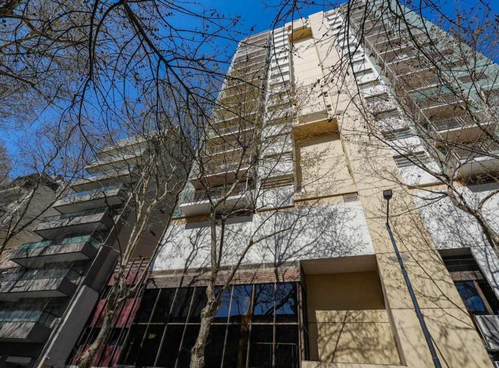 Departamento · 93m² · 4 Ambientes · 1 Cochera