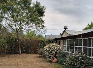 Casa de 2 ambientes, Campo Quijano · Casa de Campo Campo Quijano Barrio Las Lomitas