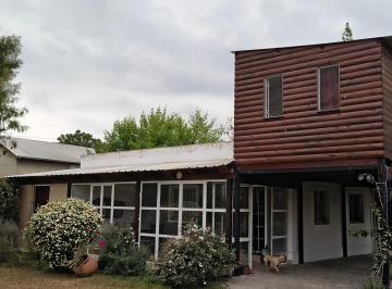 Casa de 3 ambientes, Campo Quijano · Casa de Campo en Campo Quijano + Cabaña Independiente | 4 Dorm. Total