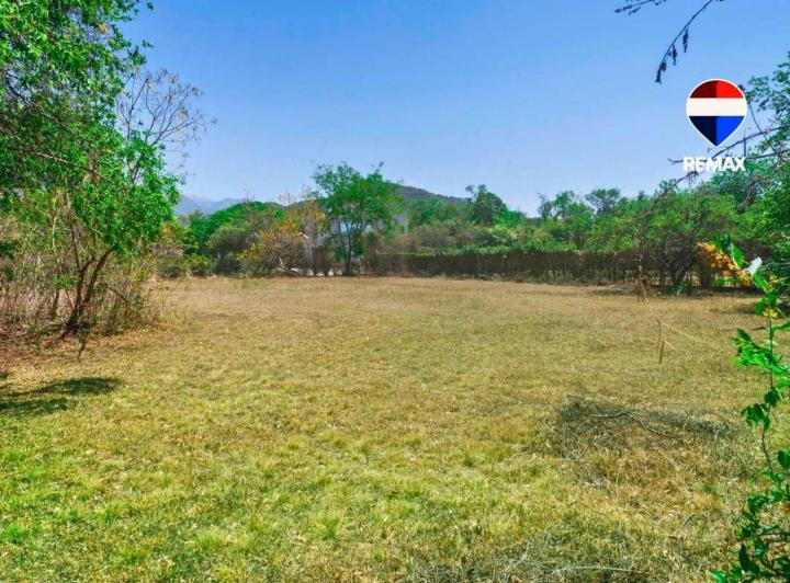 Terreno · 2530m²