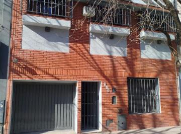 Casa de 5 ambientes, Caballito · Hermosa Casa Sobre Lote Propio - 8.66 X 10.60
