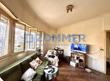 PH · 81m² · 4 Ambientes · PH 4 Ambientes en Venta en Vicente Lopez 1 Er Piso por Escalera | Entrada Independiente
