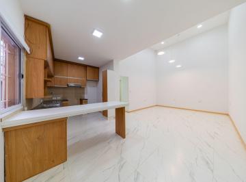 Casa · 150m² · 5 Ambientes · Venta Casa Pasillo 4 Dorm. Terraza 3 Baños