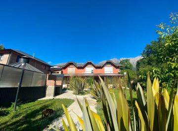Casa · 450m² · 13 Ambientes · 2 Cocheras · Casa Céntrica + Departamentos