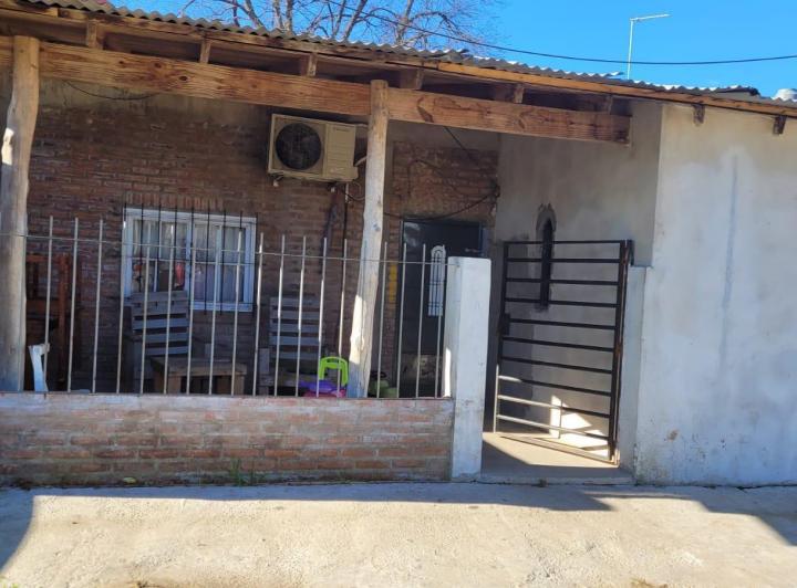 Casa · 220m² · 3 Ambientes · 1 Cochera