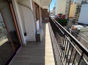 Departamento · 63m² · 3 Ambientes · Cómodo y Luminoso 3 Ambientes con Balcón Corrido en Caballito