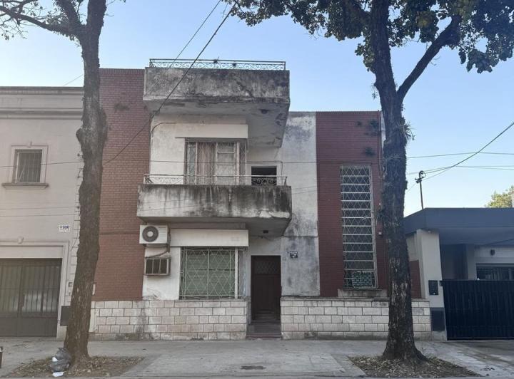 Casa · 250m² · 7 Ambientes