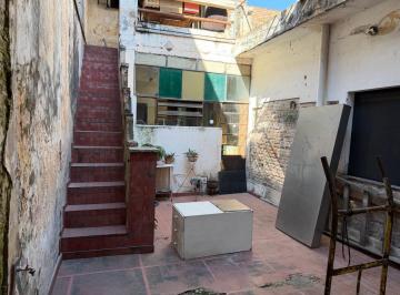 PH · 172m² · 9 Ambientes · Venta Casa de Pasillo a Reciclar, No PH.