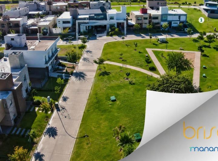 Terreno · 403m² · 1 Ambiente