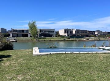 Casa · 220m² · 5 Ambientes · Casa Chalet en Alquiler en El Cantón, Escobar, G. B. a. Zona Norte