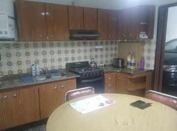 GEP-GEP-1841_2 · PH Al Frente. 3 Ambientes con Garage, Fondo Libre 130 m²