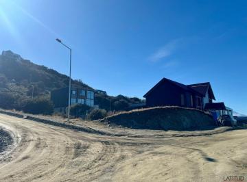 Terreno , Ushuaia · Lote en Esquina de 600 m² con Vista Al Canal Beagle – Costa Susana
